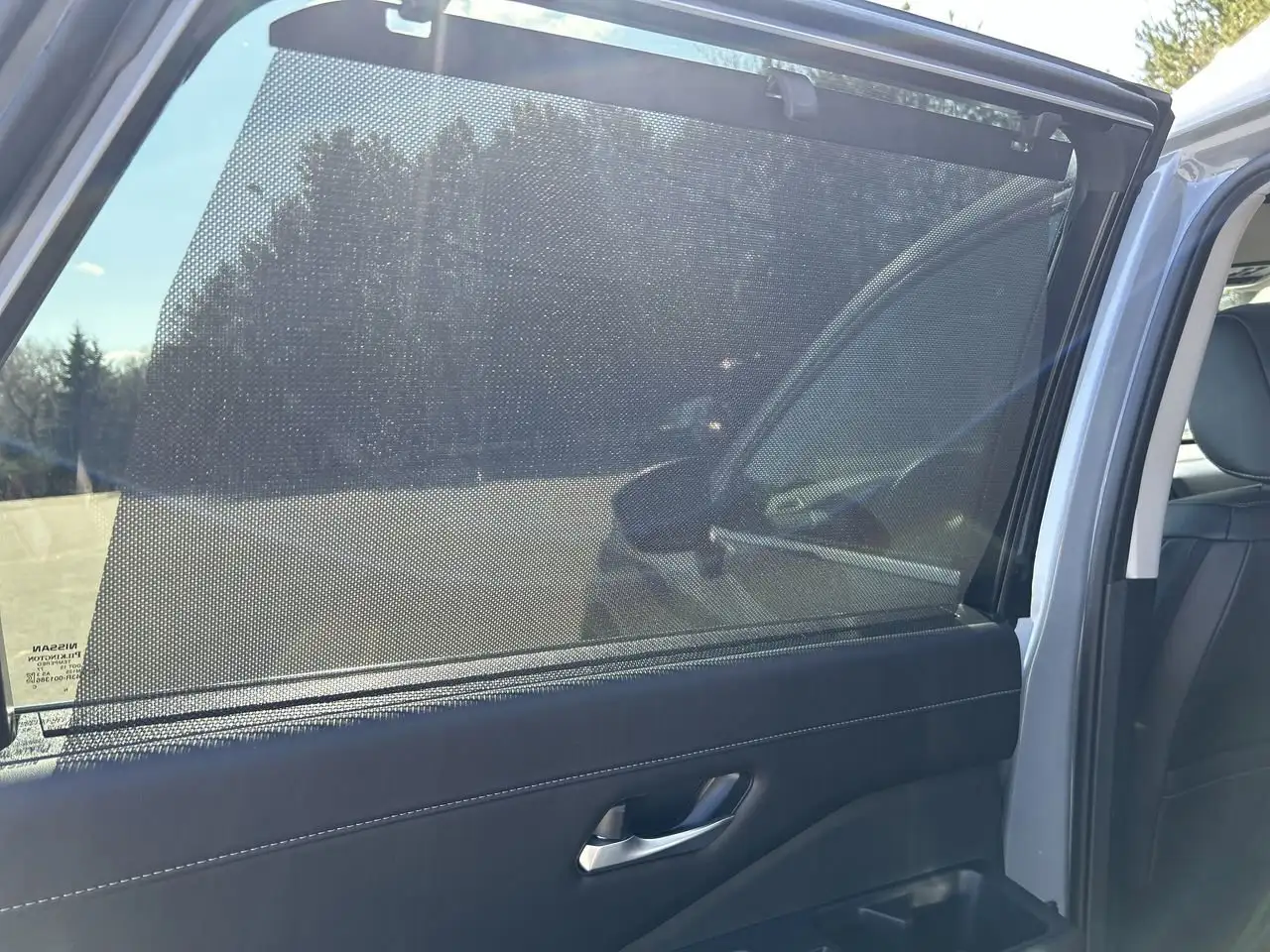 Nissan Pathfinder снимка Nissan Pathfinder