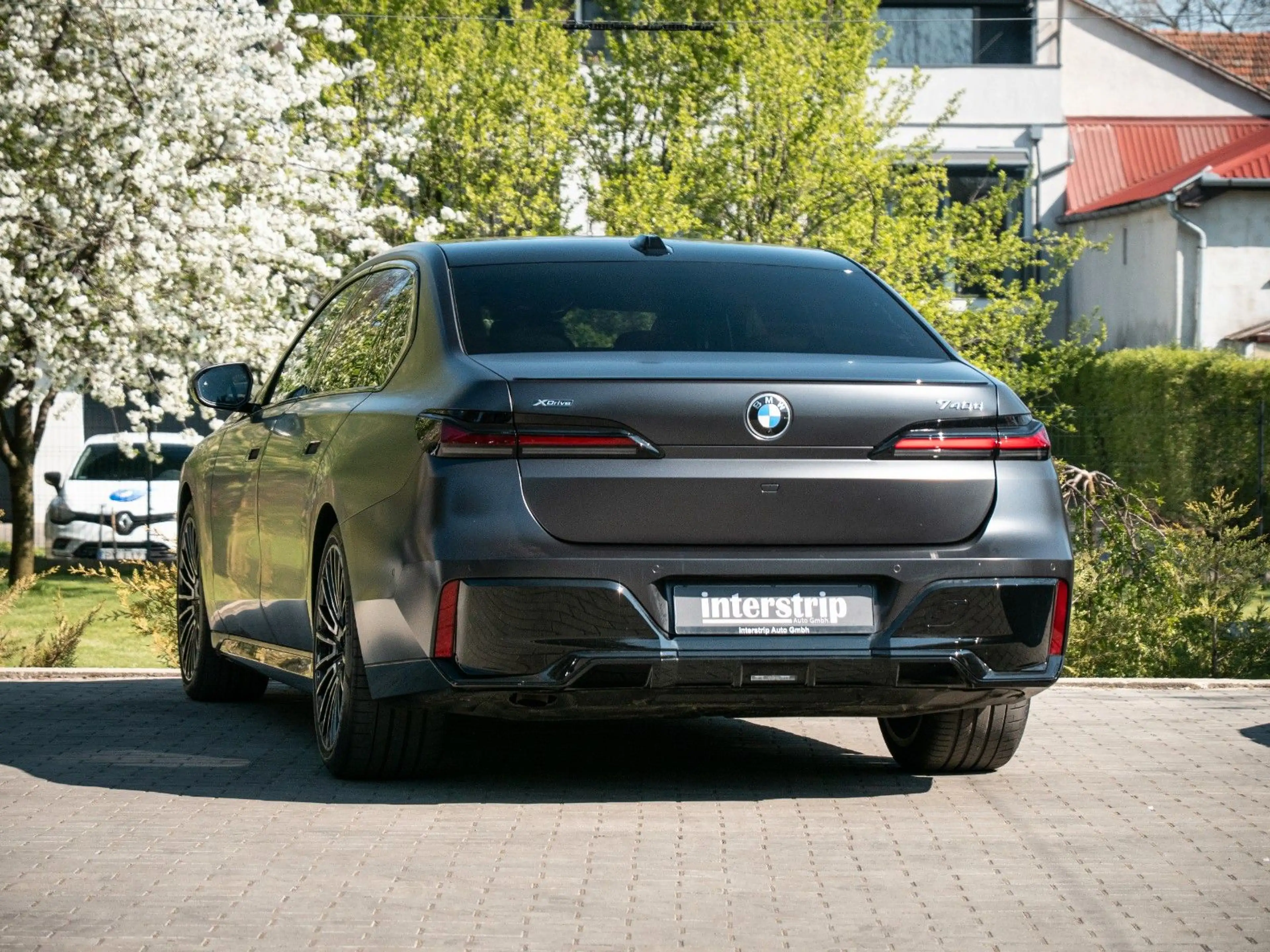 BMW 740 d M SPORT MASSAGE.DR.ASS.PRO.INDIVI.B&W.5/100 — photo 4