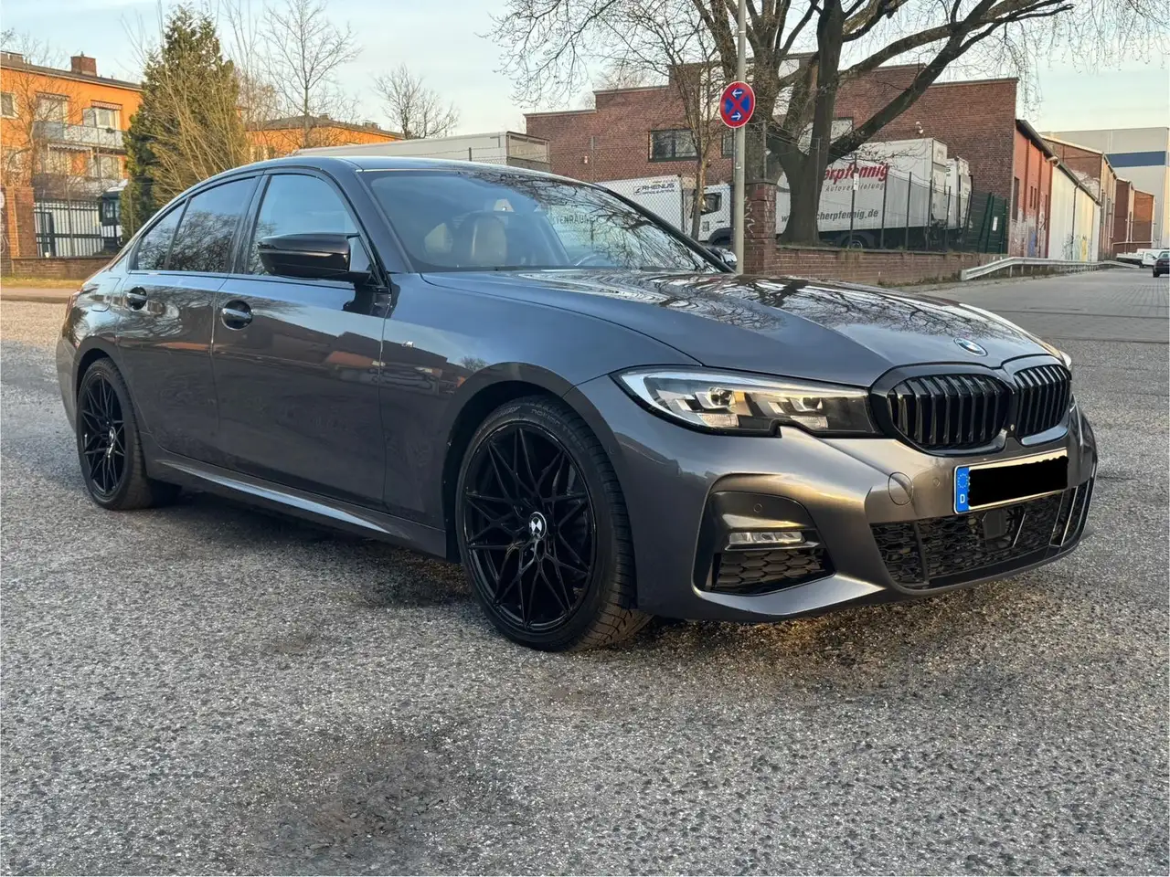 BMW 320