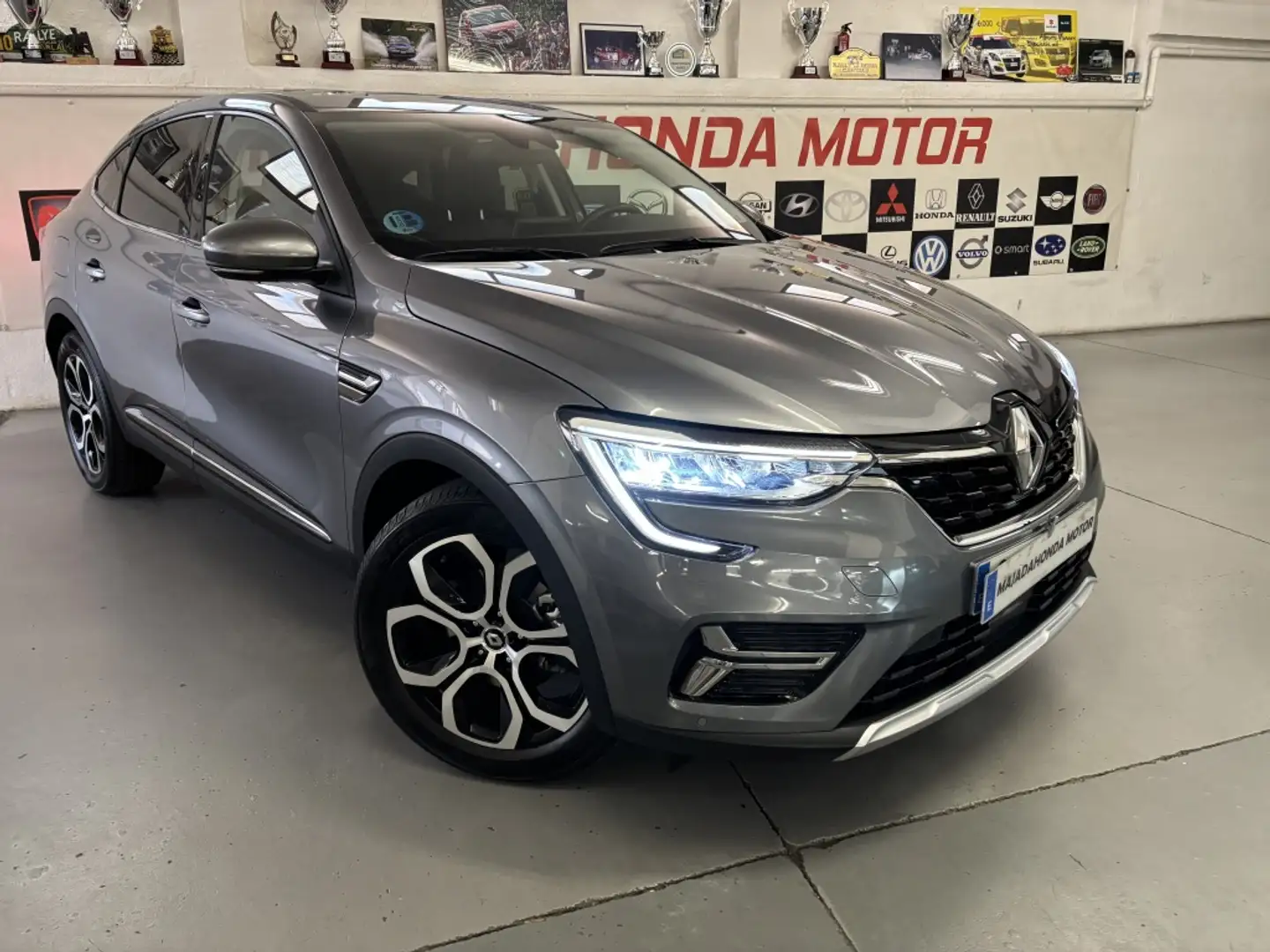 Renault Arkana 1.6 E-Tech Zen 105kW Gris - 2