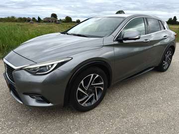Q30 1.6t Premium 360gr Camera, Navi, APK Aug’27