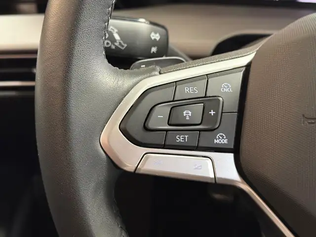 Volkswagen Golf view 28
