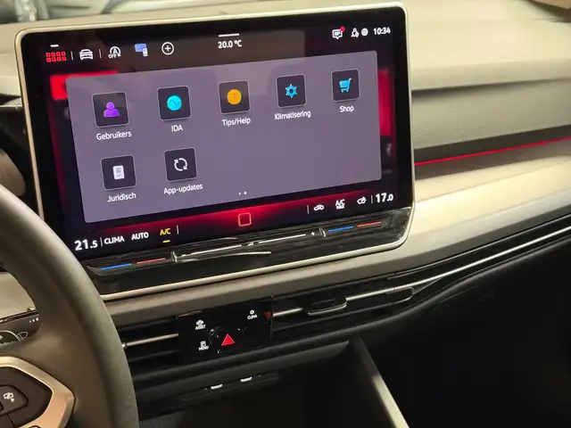 Volkswagen Golf view 23