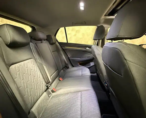 Volkswagen Golf view 12