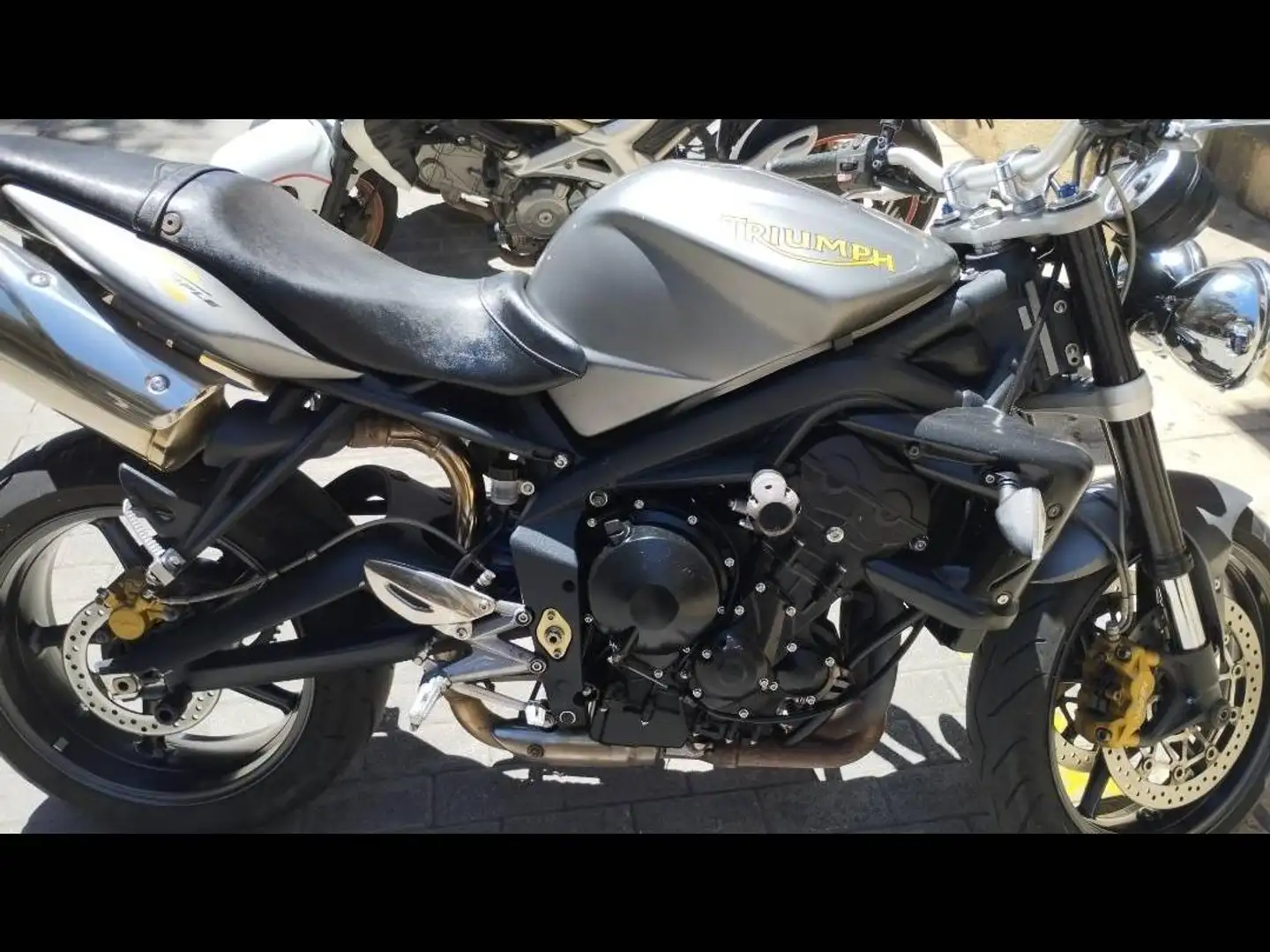 Triumph Street Triple R Naked sport racing Plateado - 2