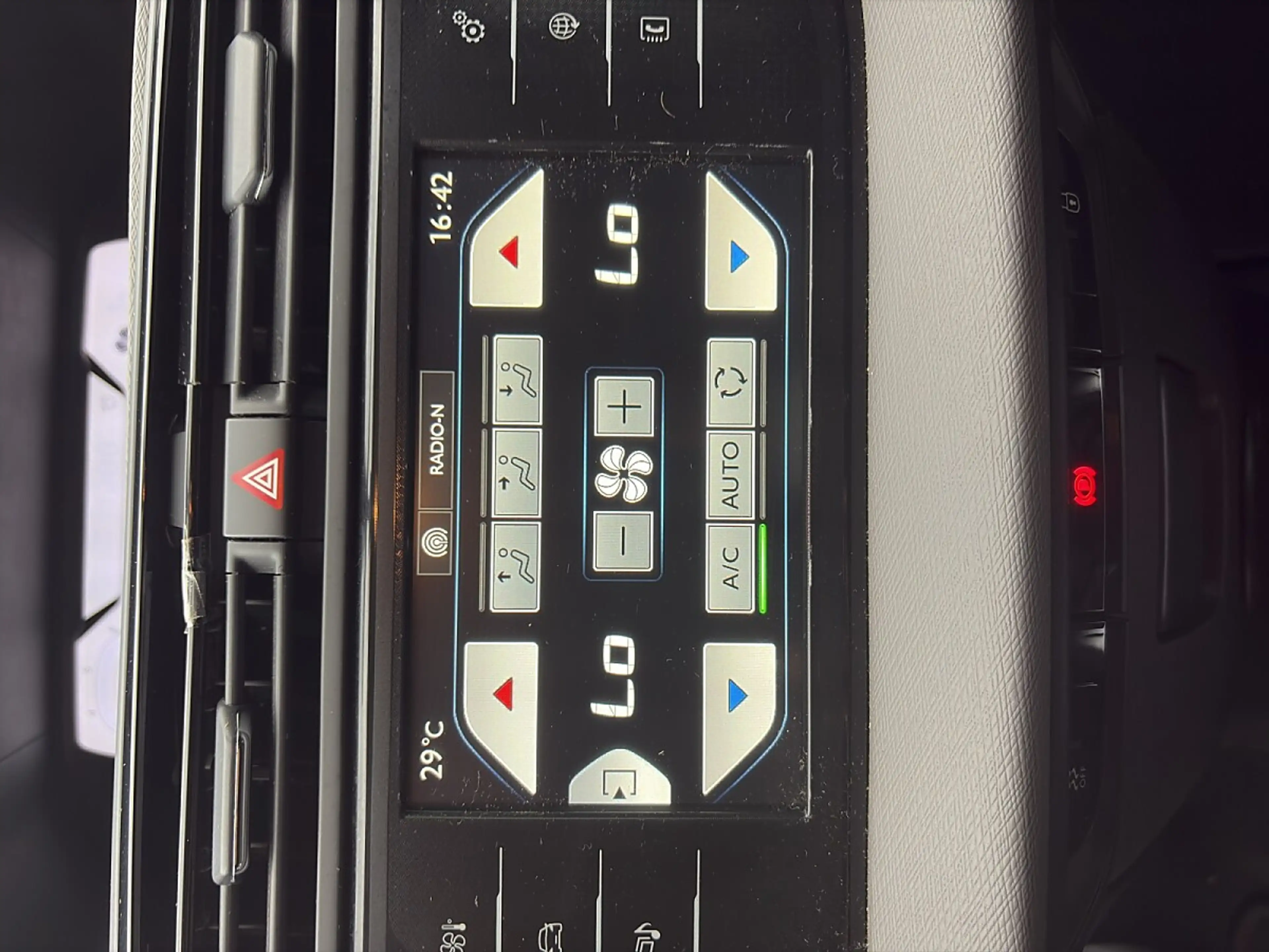 Citroen C4 Picasso 1.2 PureTech 130 Seduction — photo 14