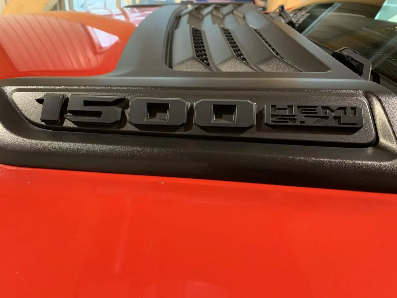 RAM 1500 снимка RAM 1500
