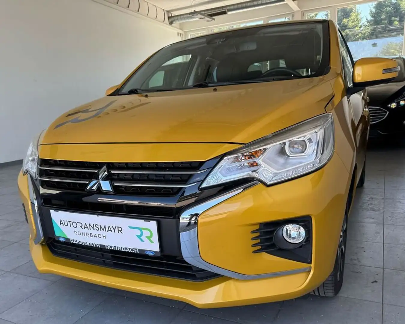 Mitsubishi Space Star Space Star Diamond (*€13.690,- Aktionspreis) Gelb - 2