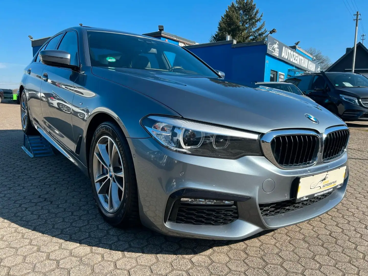 BMW 530 i M Sport LED/HEADUP/SHZ/KAM/NAVI/AHK Blu/Azzurro - 1
