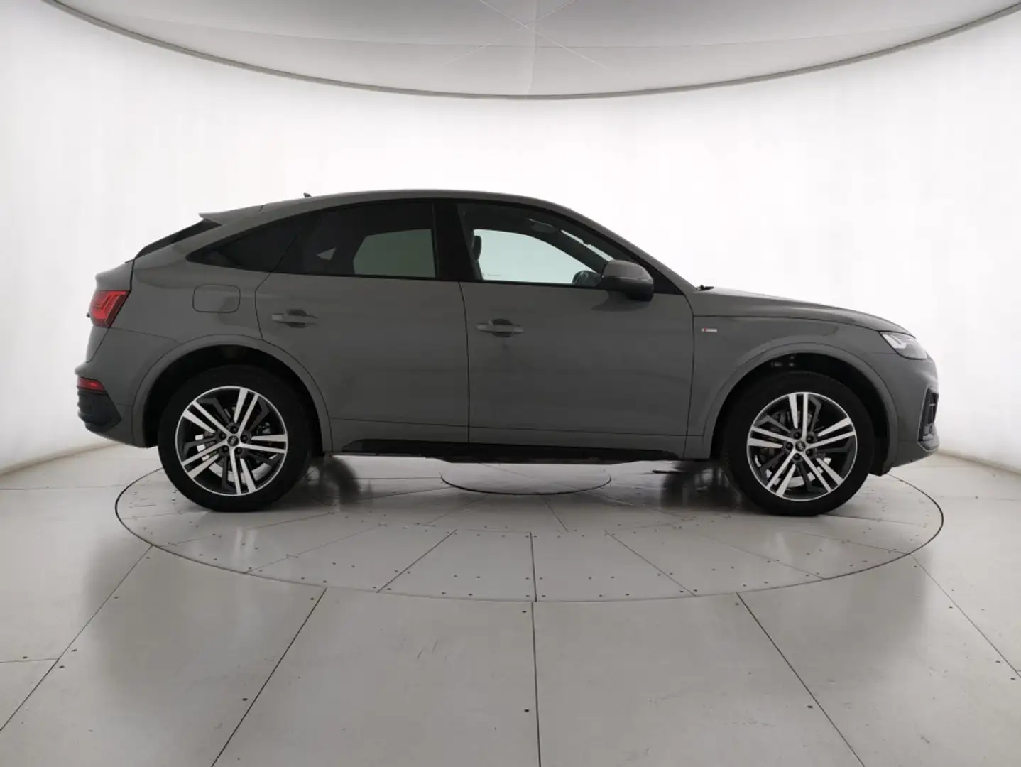Audi Q5 Q5 Sportback 40 2.0 tdi mhev 12V S line Plus quatt Grigio - 2