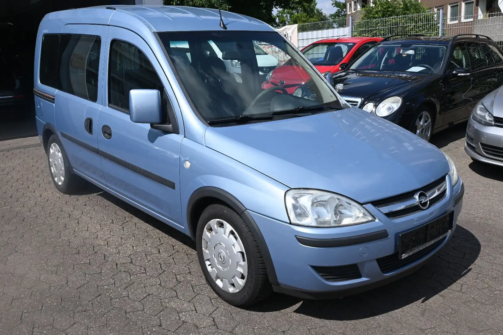 Opel Combo Combi*Klima*Zahnriemen neu*1.Hand*Gasanlag Bleu - 2