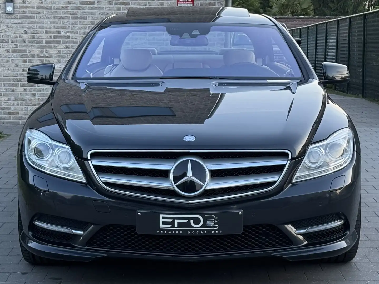 Mercedes-Benz CL 500 AMG 4-Matic (BlueEFFICIENCY) 7G-TRONIC Šedá - 2