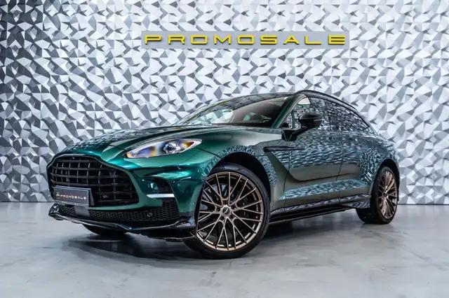 Aston Martin DBX 707