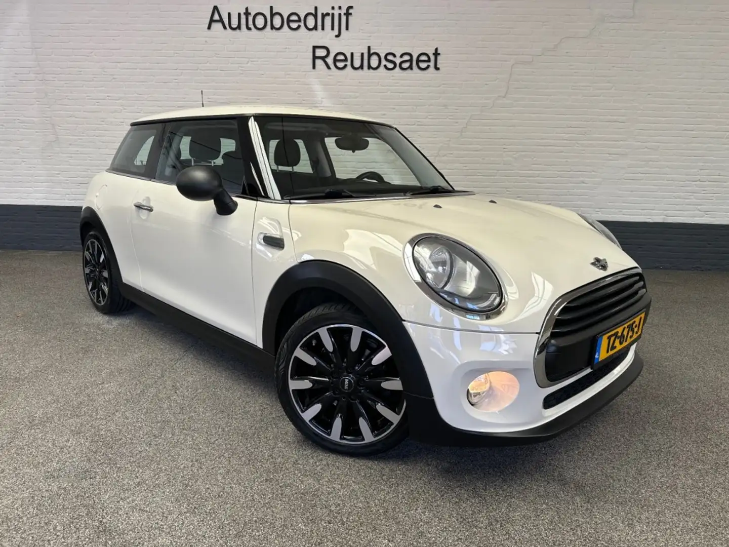 MINI One 1.2 Business Airco Cruise Stoelverw, Bluetooth Inc Blanc - 1
