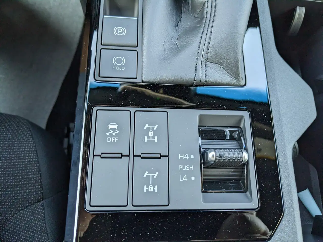 Toyota Land Cruiser снимка Toyota Land Cruiser