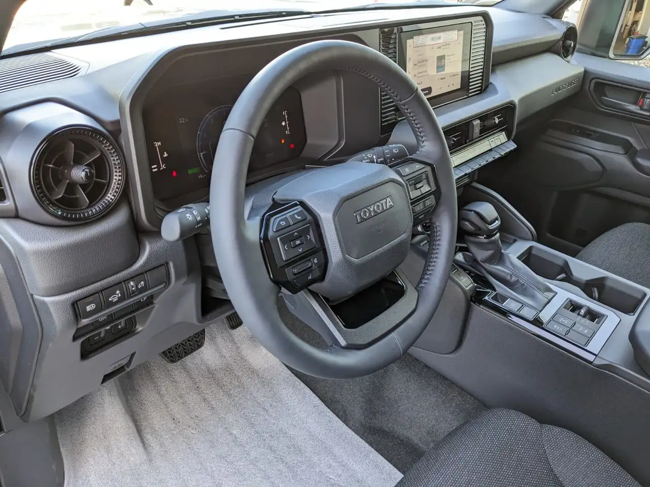 Toyota Land Cruiser снимка Toyota Land Cruiser