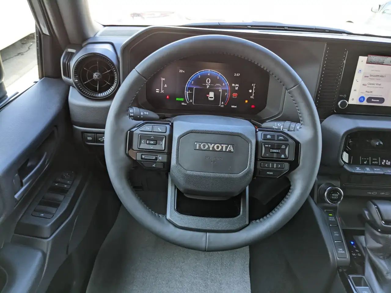 Toyota Land Cruiser снимка Toyota Land Cruiser
