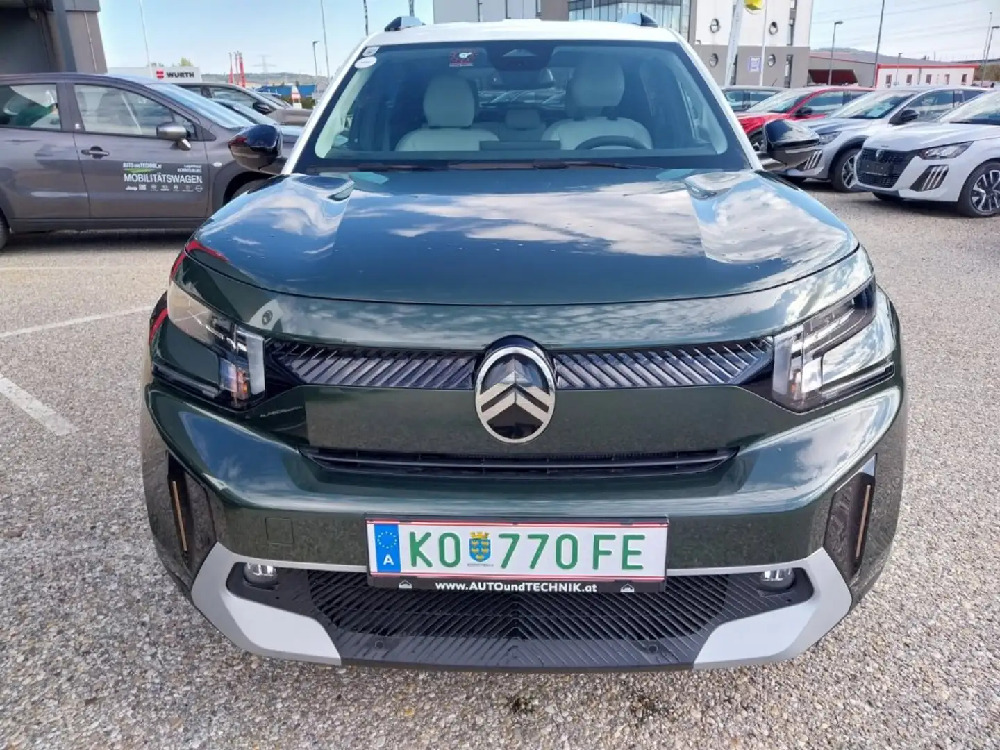 Citroen C3 Aircross Elektro 113PS Standard Range MAX Grün - 2
