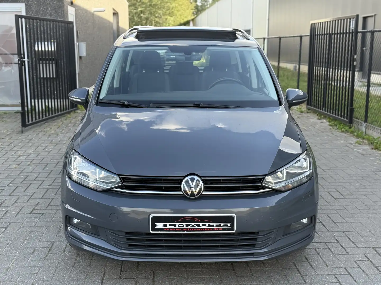 Volkswagen Touran Touran 2.0 TDi SCR Grijs - 2
