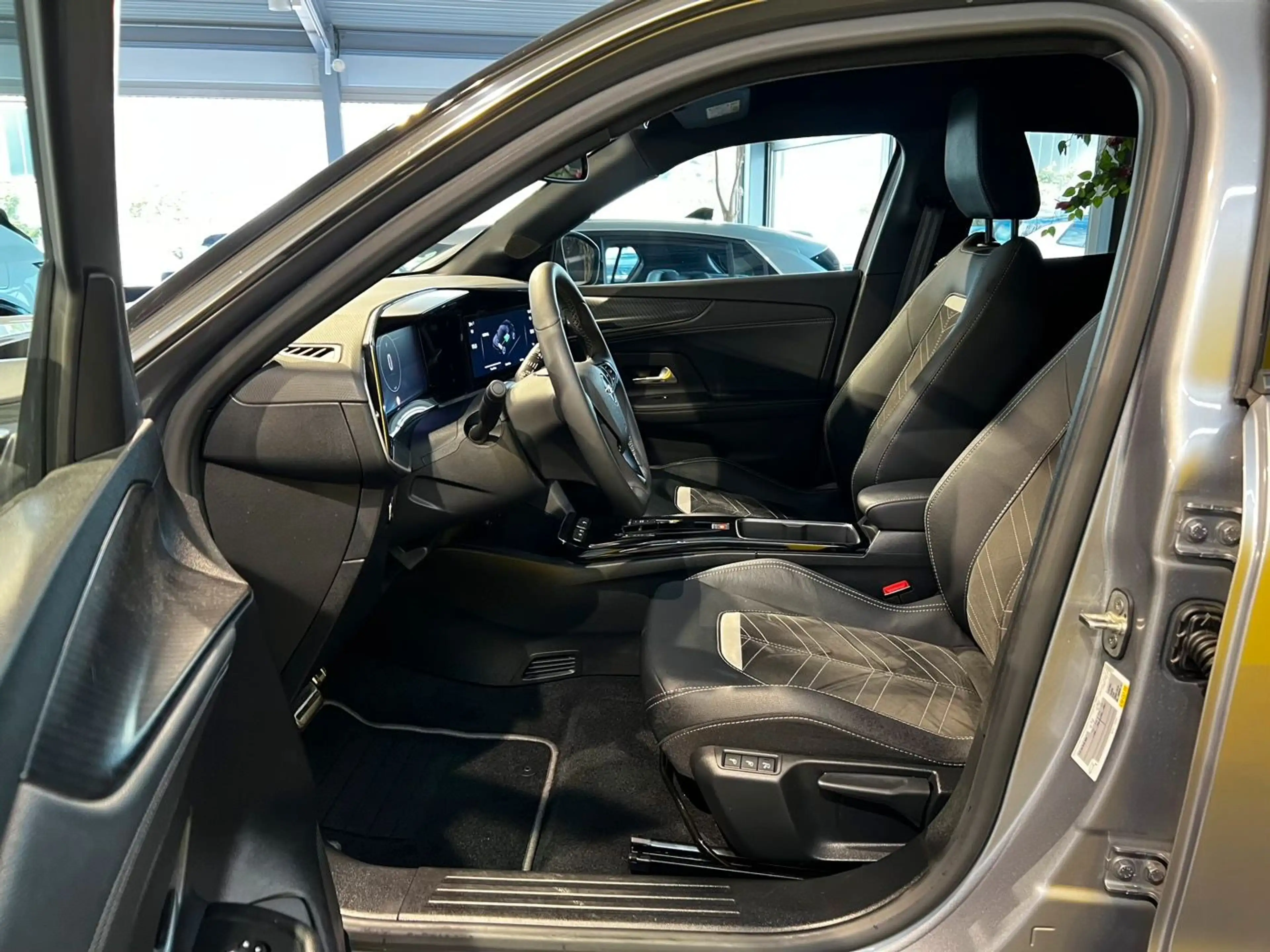 Opel Mokka-E Ultimate - S/LHZ | RFK | ACC | 3-phasig — photo 9