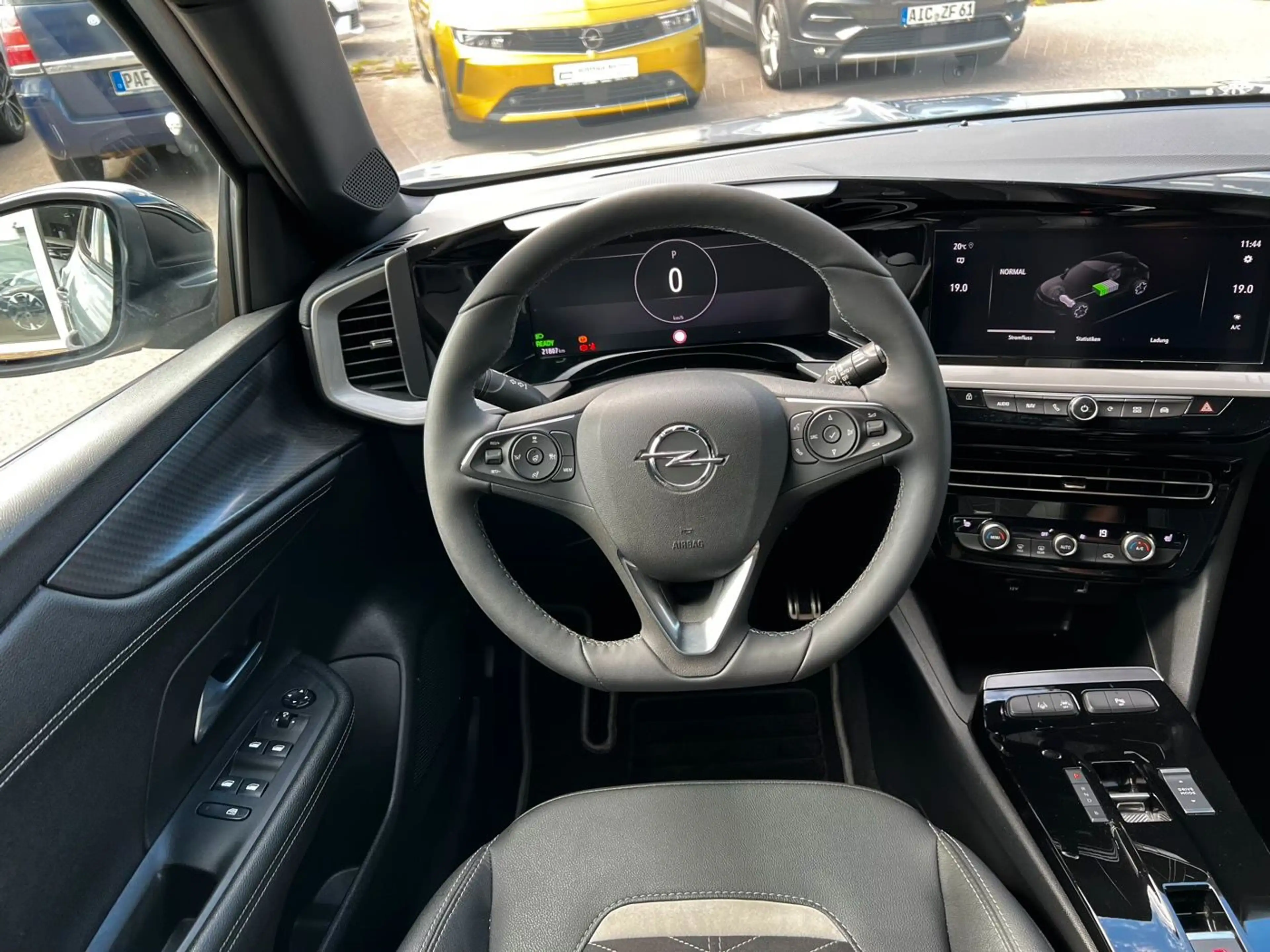 Opel Mokka-E Ultimate - S/LHZ | RFK | ACC | 3-phasig — photo 12