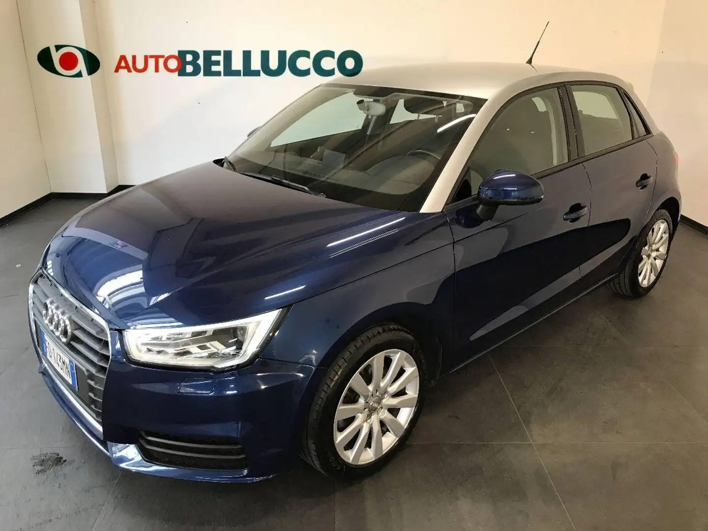 Audi A1 1.6 TDI 116 CV Azul - 1