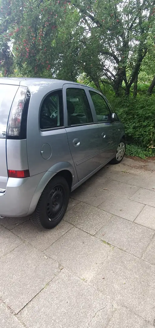 Opel Meriva Gris - 1