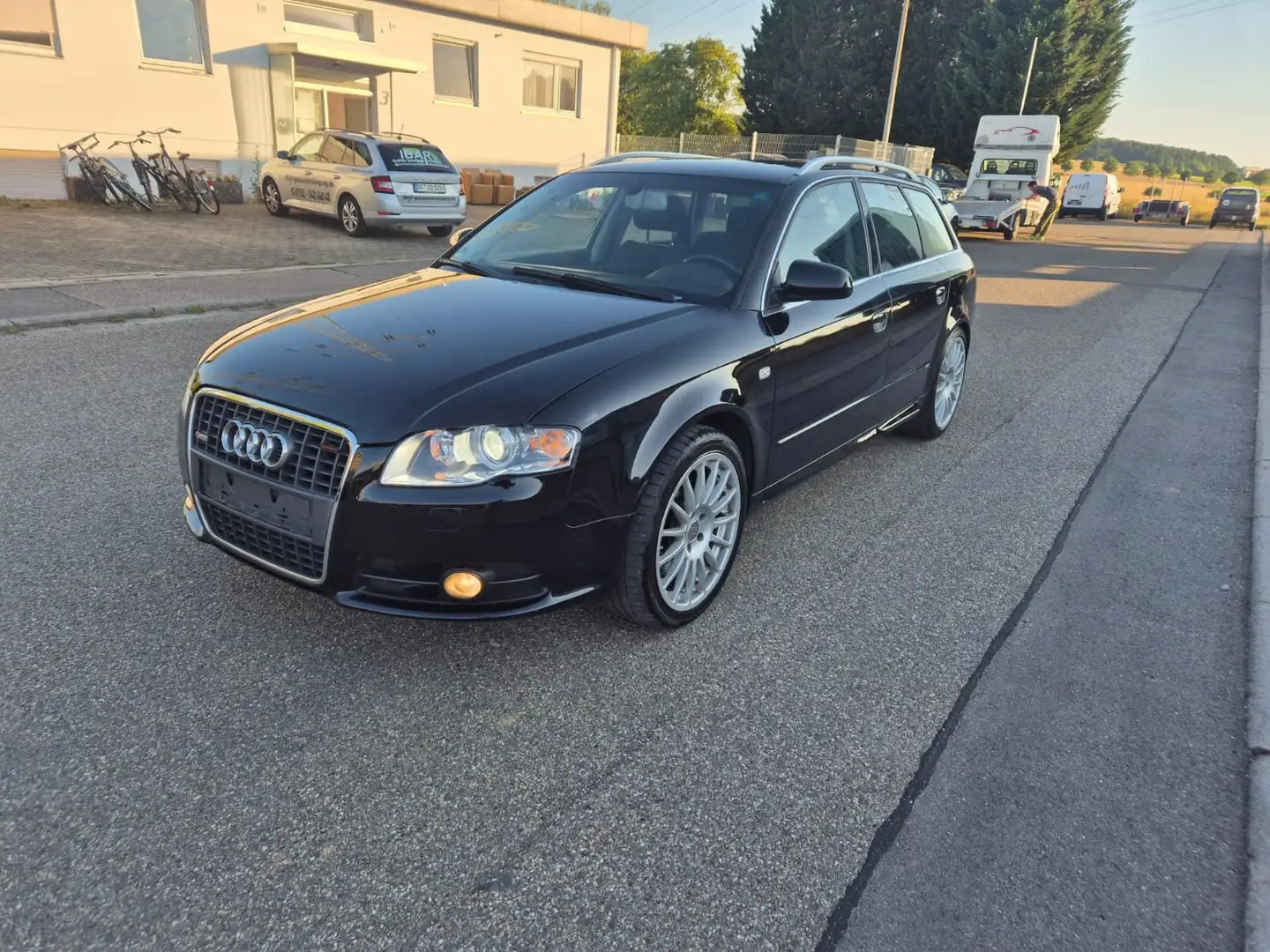 Audi A4 2.0 TFSI S line plus quattro Noir - 1