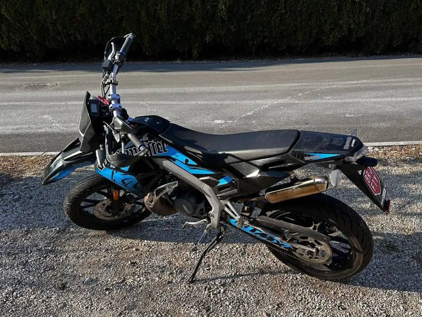 Aprilia SX 50 Blau - 2