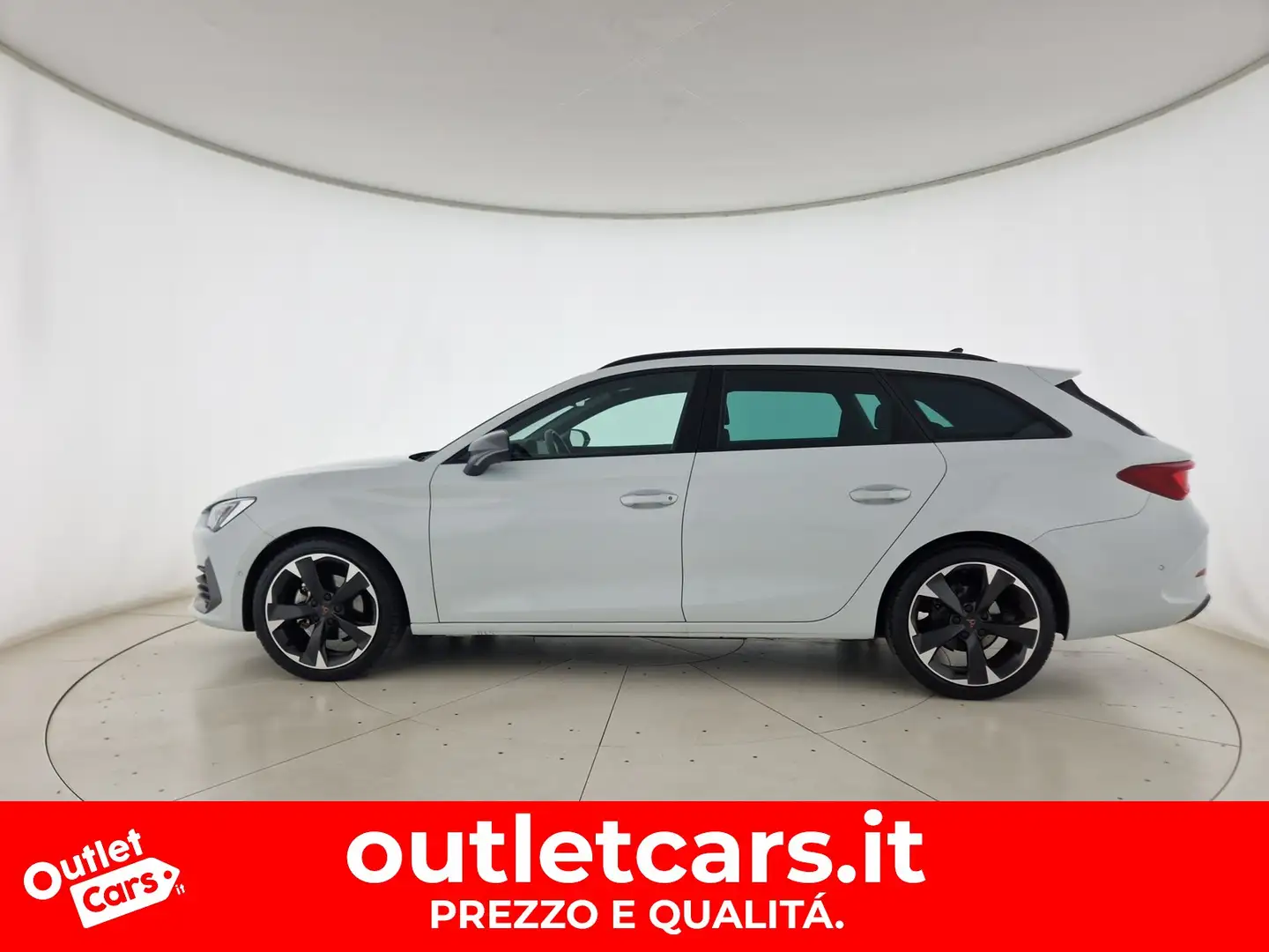 CUPRA Leon sportstourer 1.5 hybrid 150cv dsg Bianco - 2