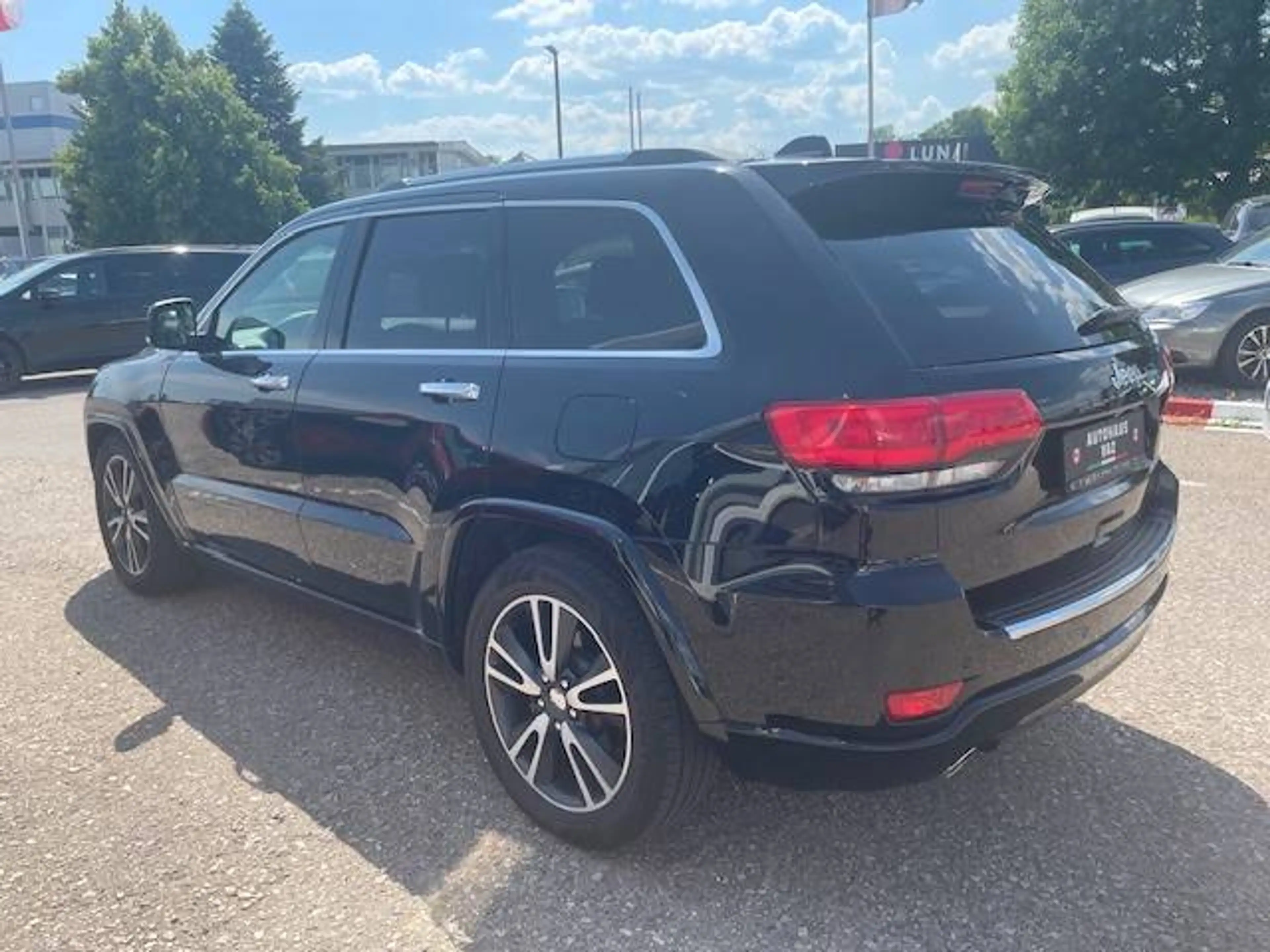 Jeep Grand Cherokee 3.0 CRD Overland — photo 6