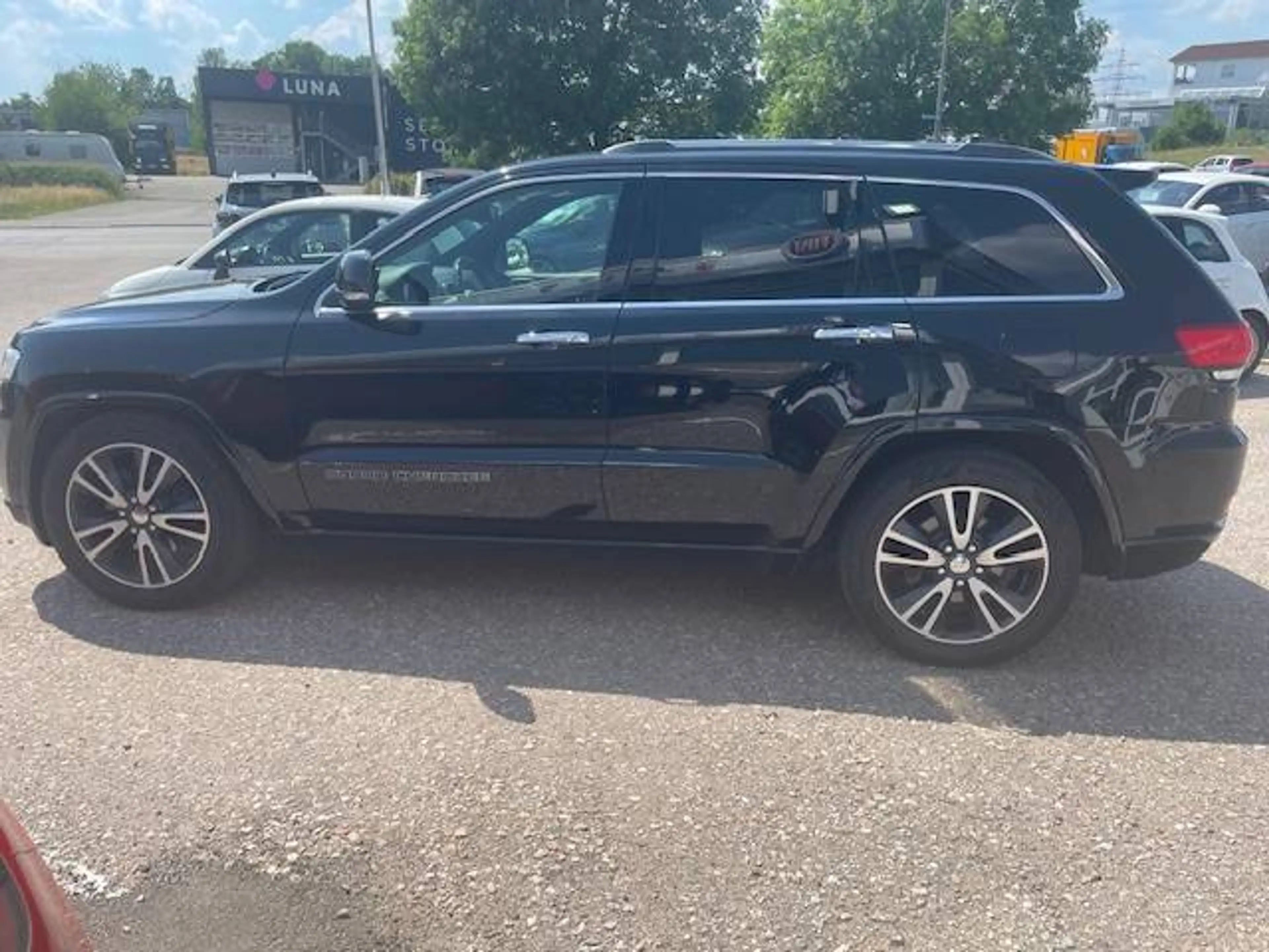 Jeep Grand Cherokee 3.0 CRD Overland — photo 4