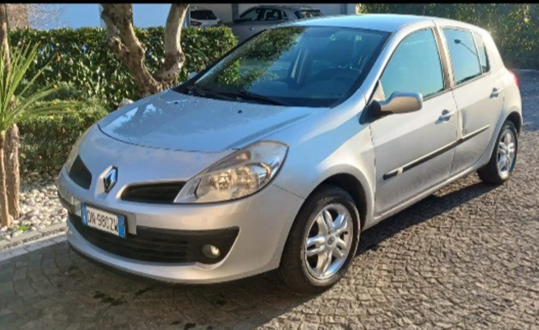 Renault Clio Storia 5p 1.5 dci Dynamique 85cv - 1