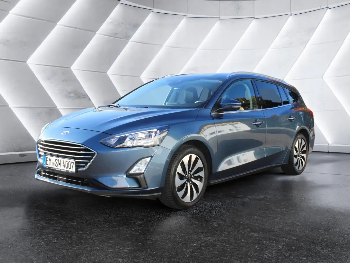 Ford Focus Turnier Cool & Connect Blau - 1