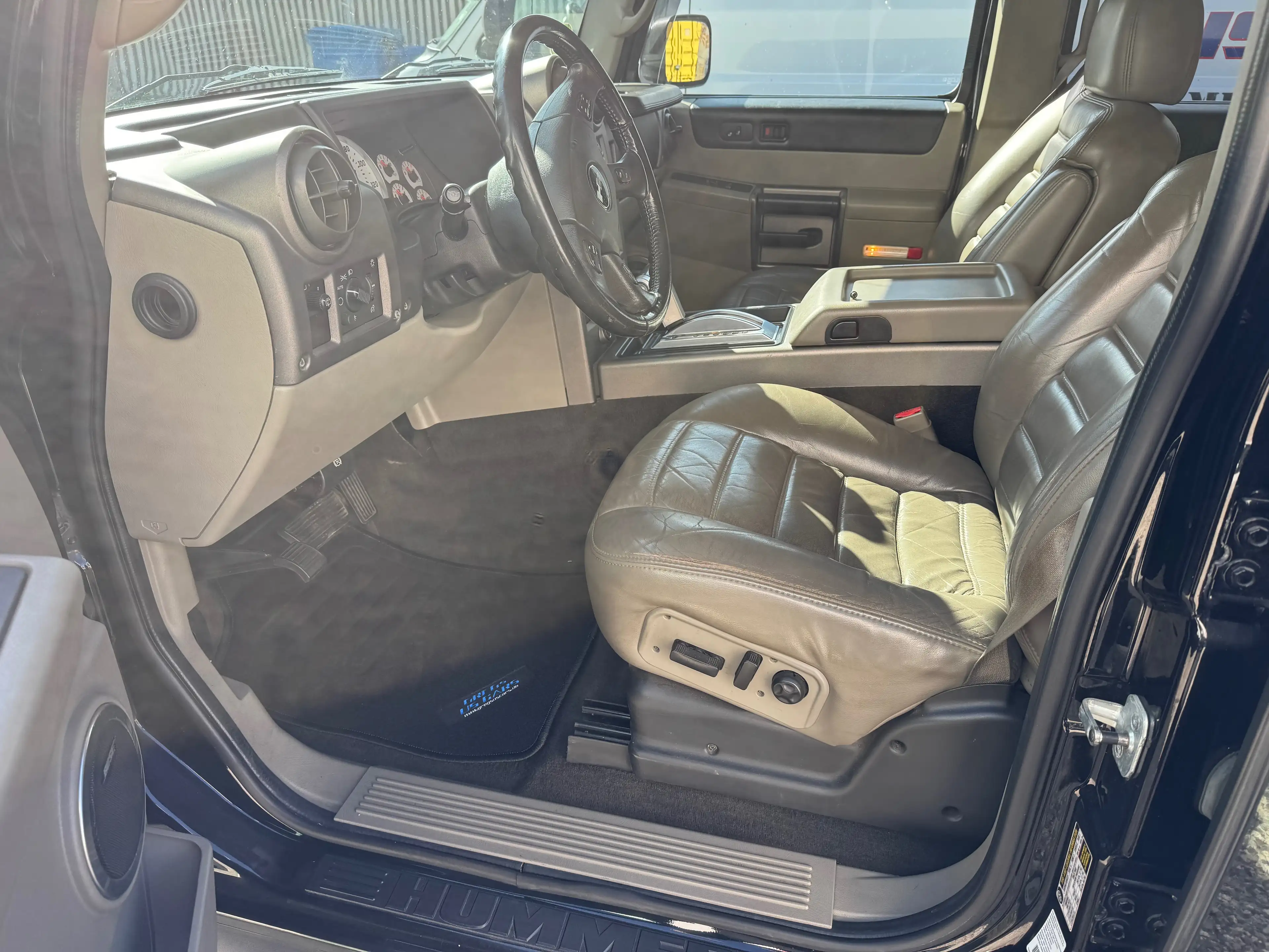HUMMER H2 No Gas Tüv 9/28 — photo 11