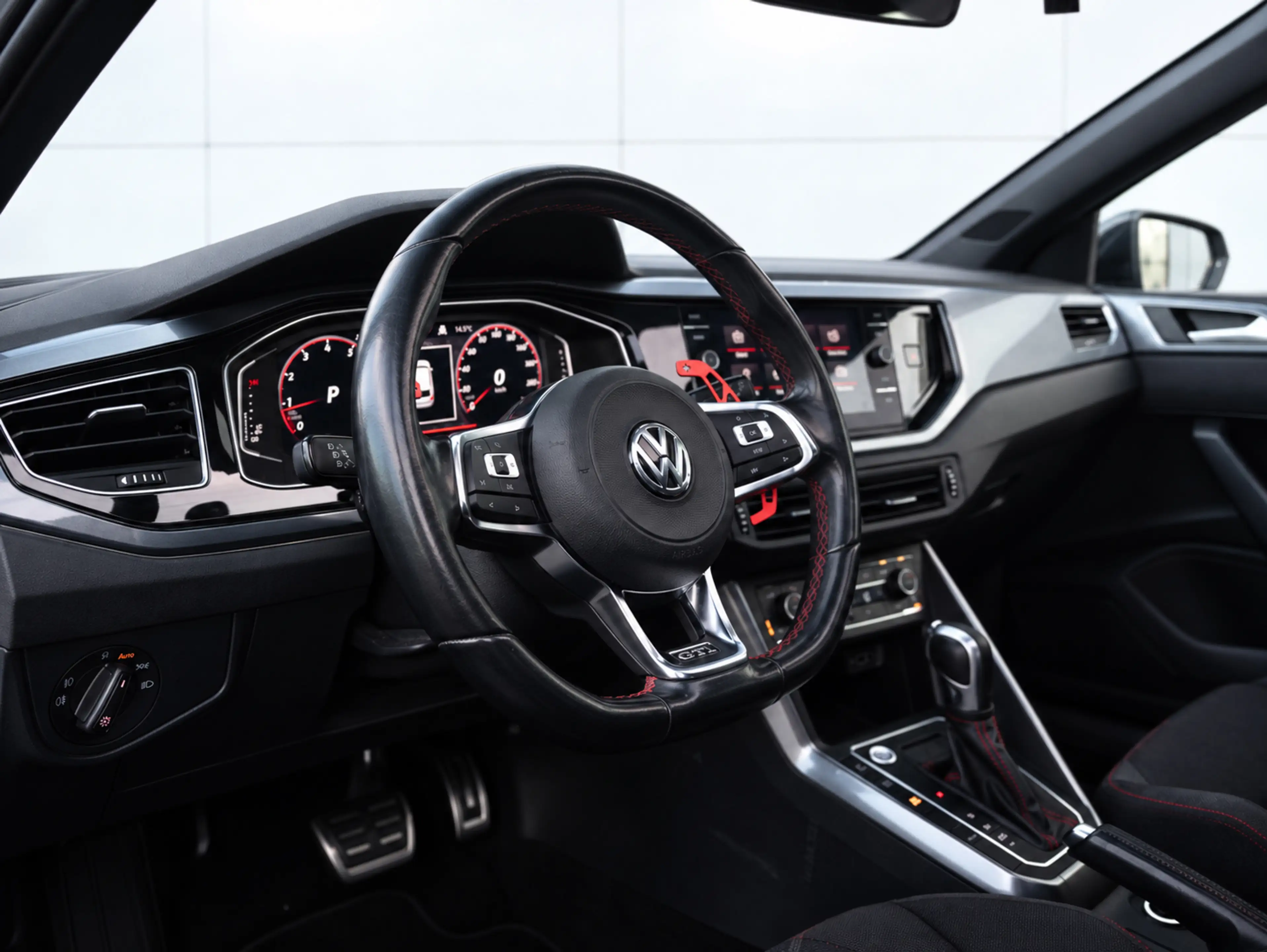 Volkswagen Polo GTI 2.0 TSI Pano/Virtual dash/Keyless/Volledig onderho — photo 8