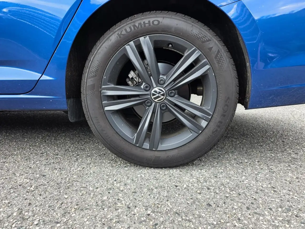 Volkswagen Jetta снимка Volkswagen Jetta