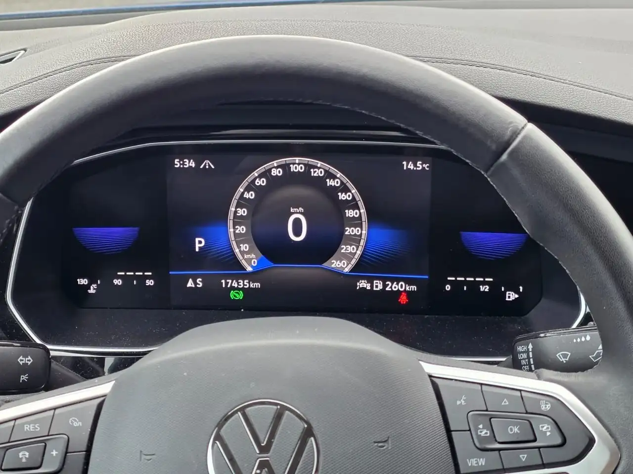 Volkswagen Jetta снимка Volkswagen Jetta