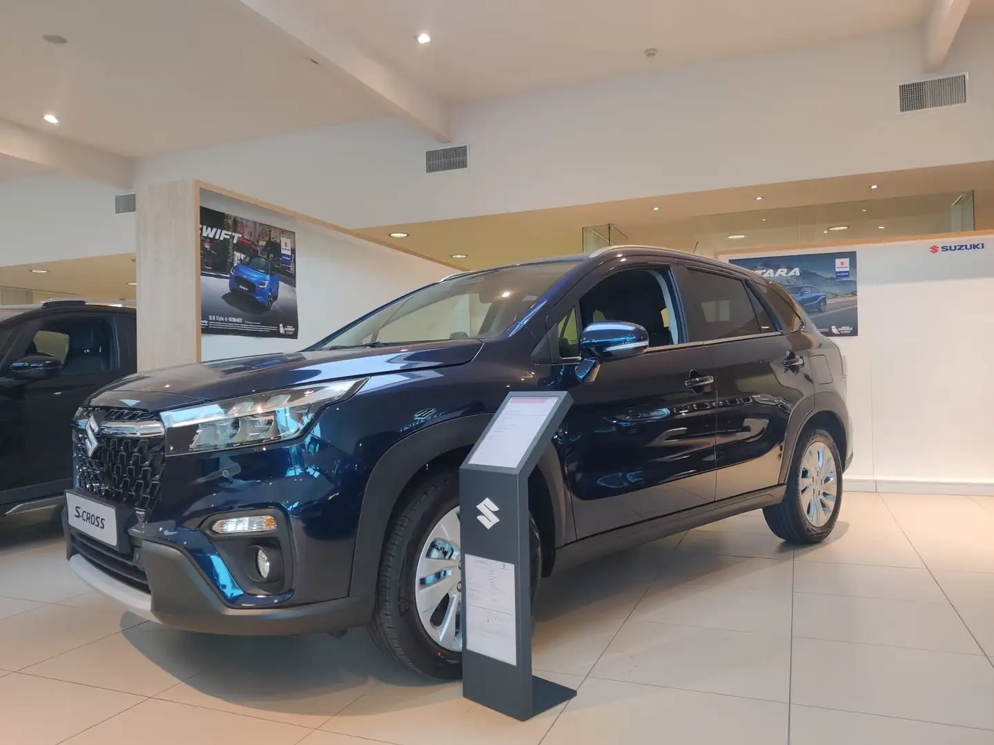 Suzuki S-Cross 1.4 Hybrid GL+/NEW 2025 / 7Y GARANTIE Blauw - 2