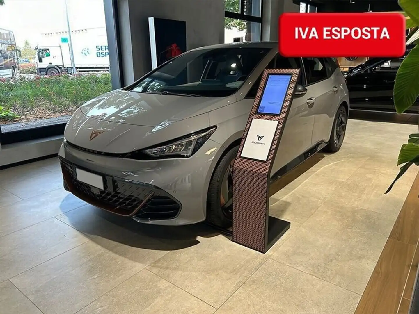 CUPRA Born 58kWh 231 CV e-Boost Šedá - 1