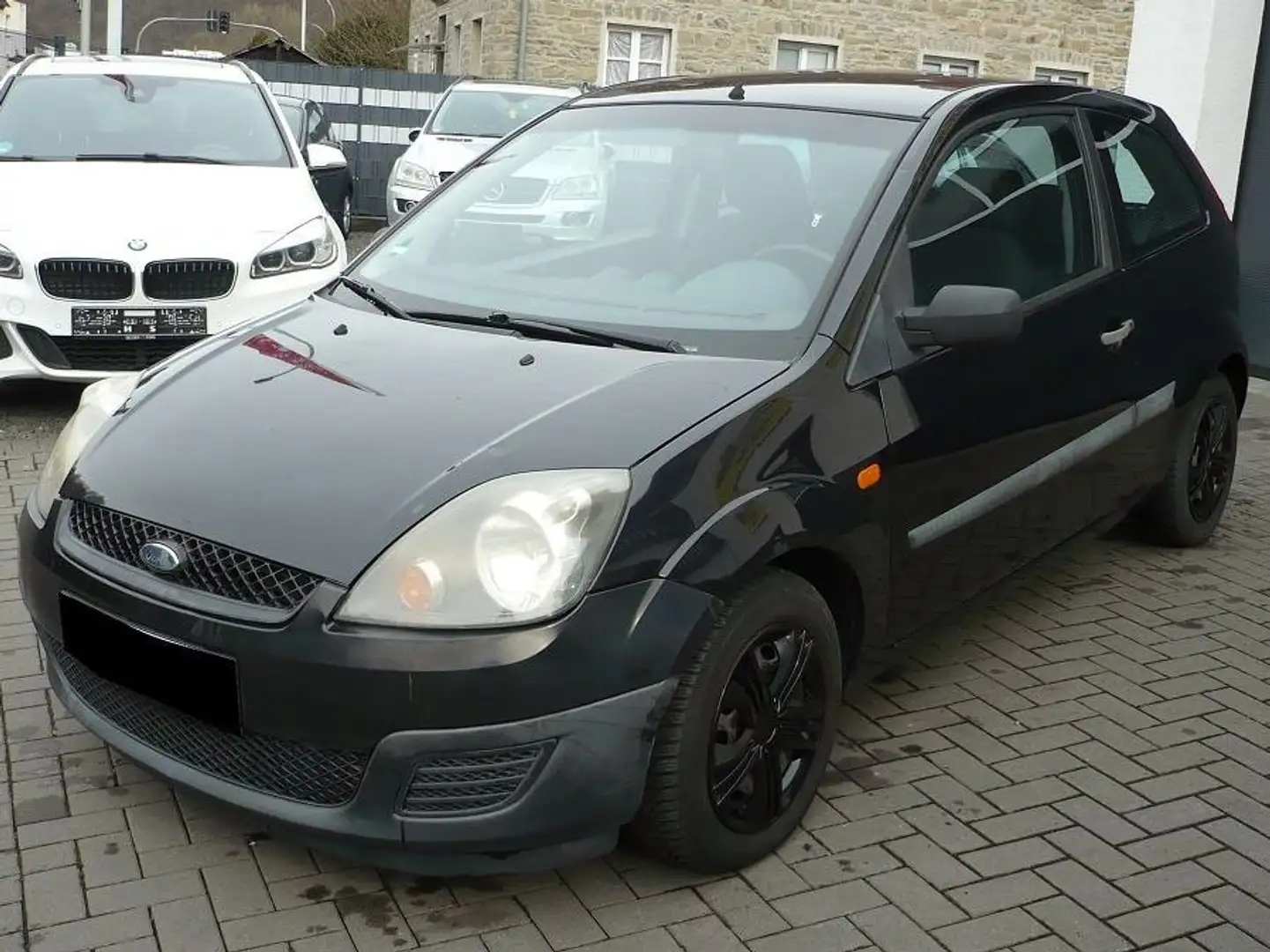 Ford Fiesta 1.3 Ambiente klima Servo Airbag Schwarz - 2