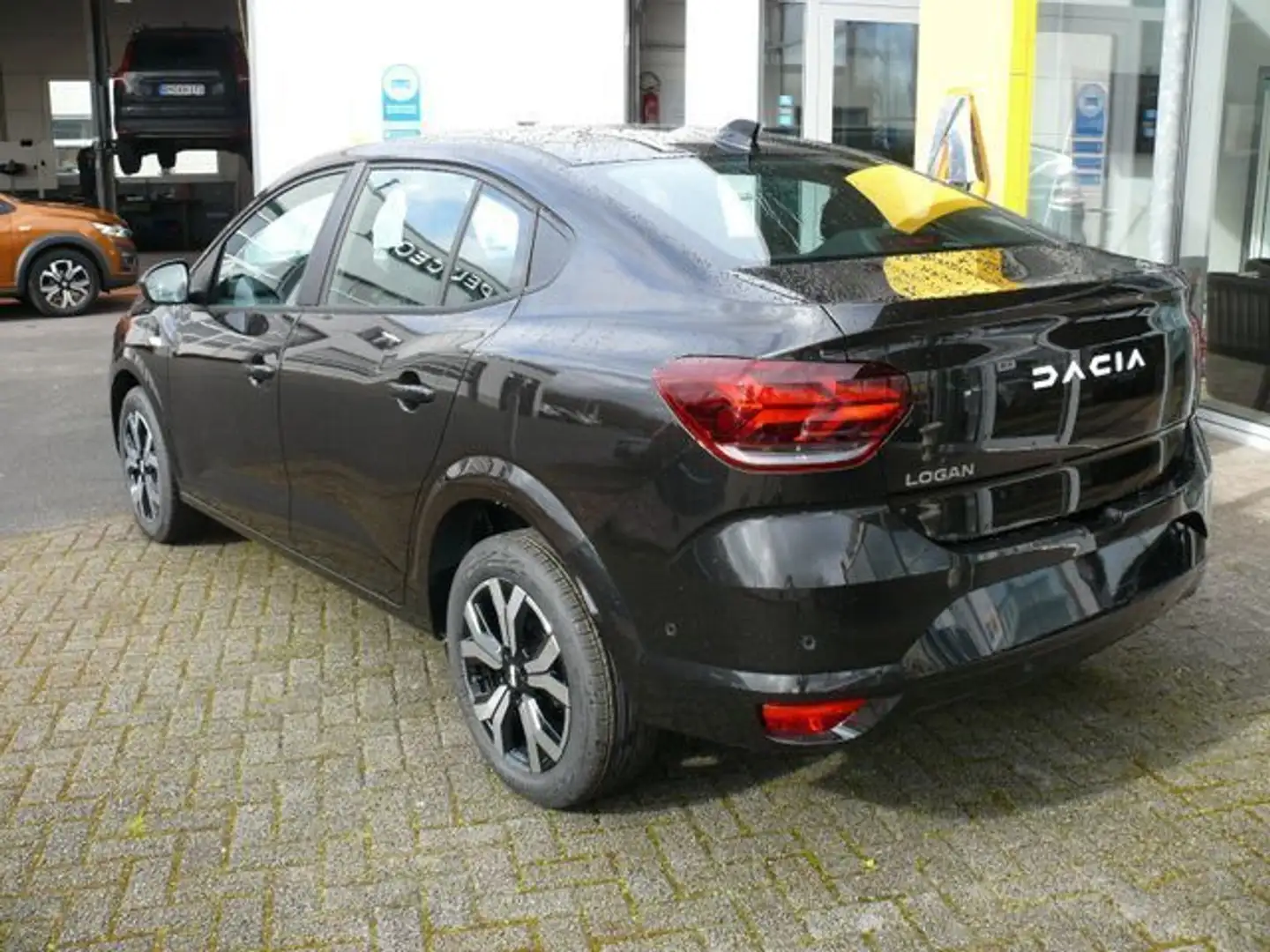 Dacia Logan Black Edition,Automatik, Klima,Navi,Kam,Si Zwart - 2
