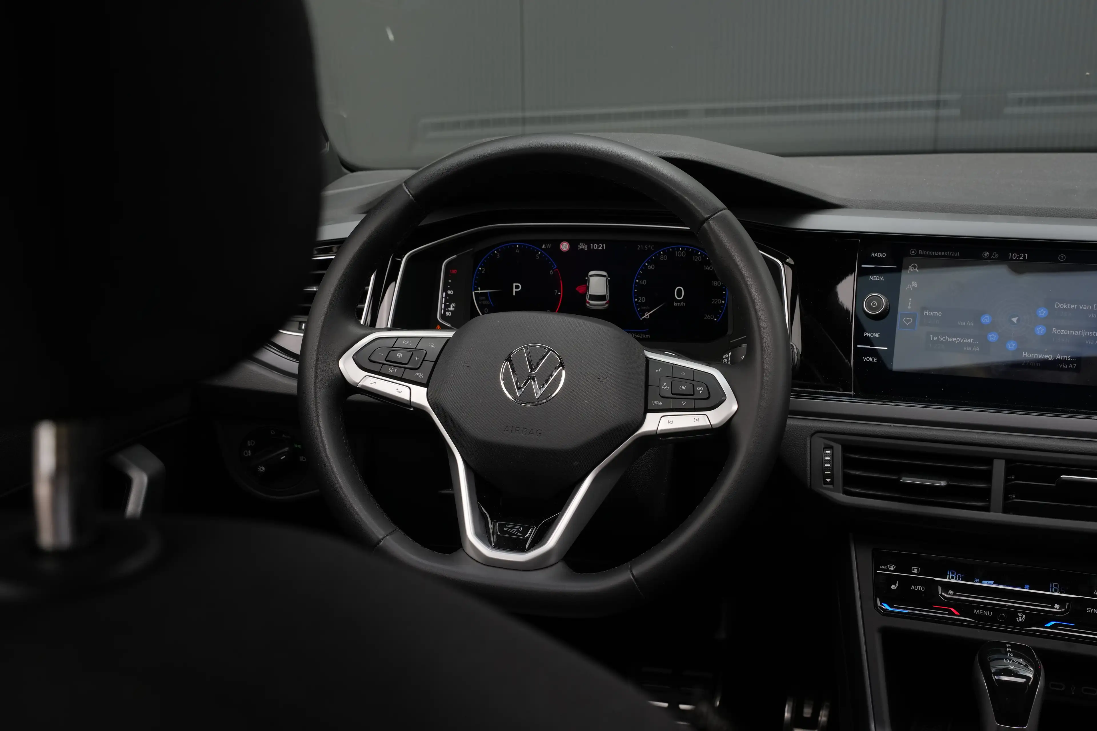 Volkswagen Polo 1.0 TSI 95pk R-Line Edition | Panoramadak | Camera — photo 6