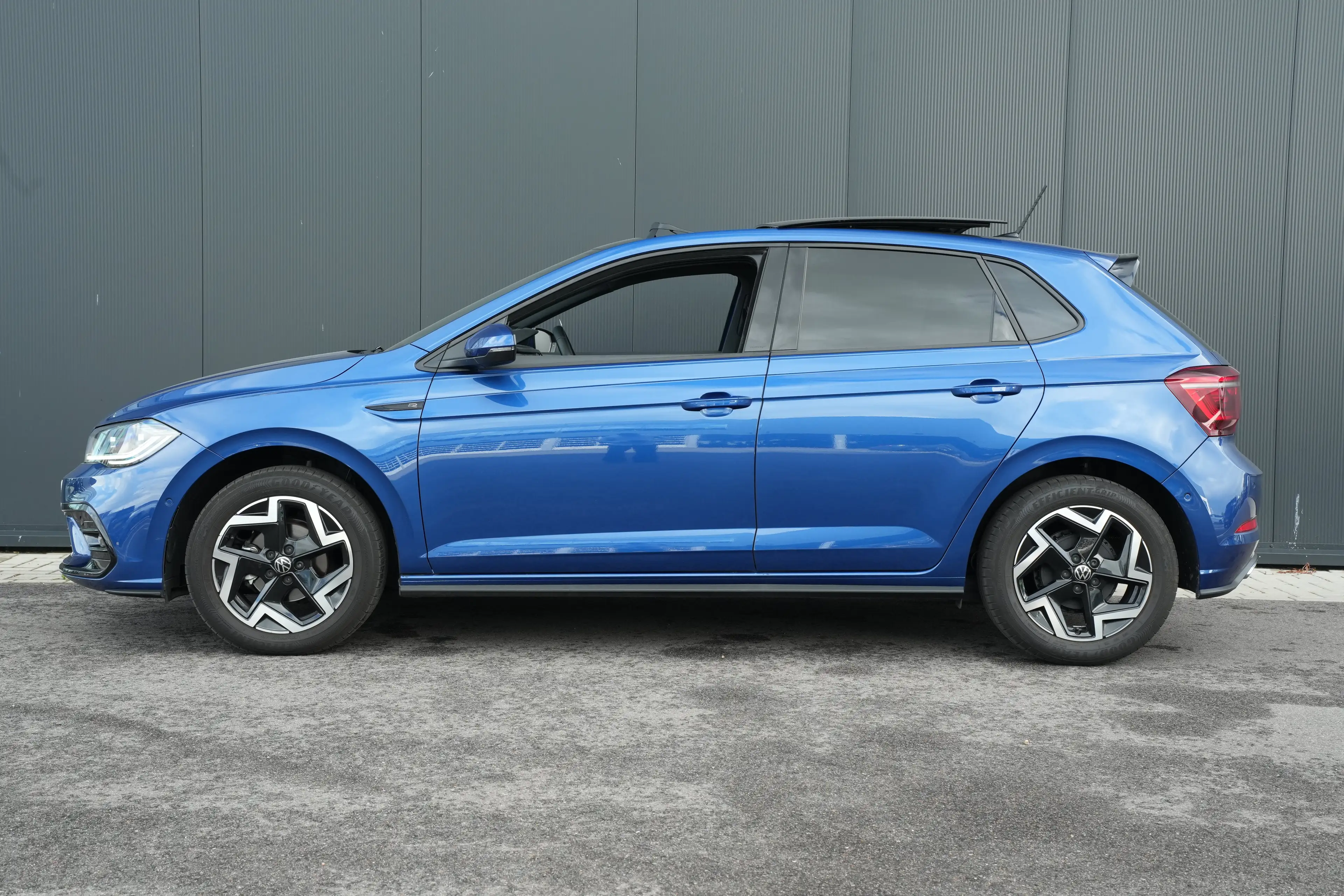 Volkswagen Polo 1.0 TSI 95pk R-Line Edition | Panoramadak | Camera — photo 4