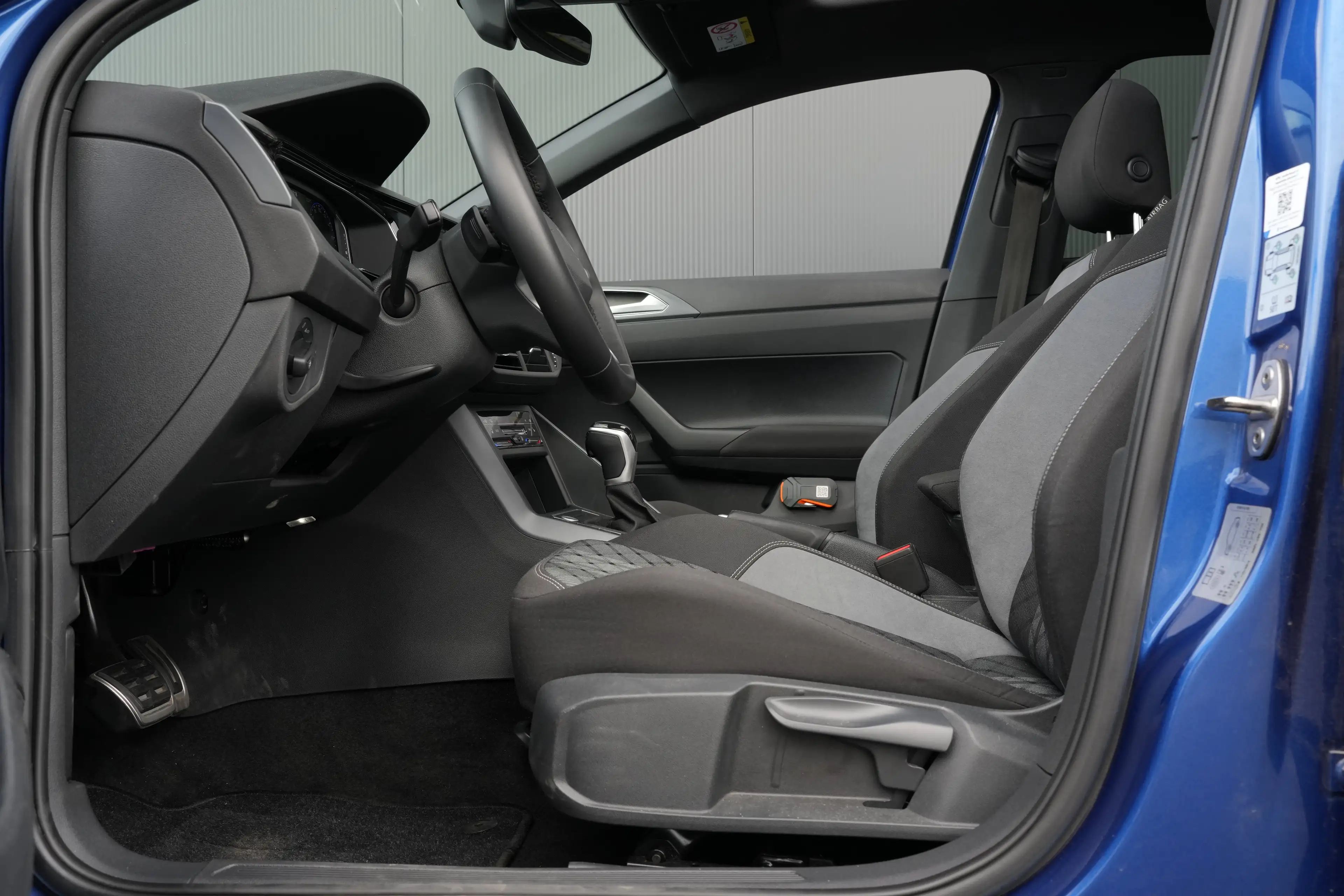 Volkswagen Polo 1.0 TSI 95pk R-Line Edition | Panoramadak | Camera — photo 15