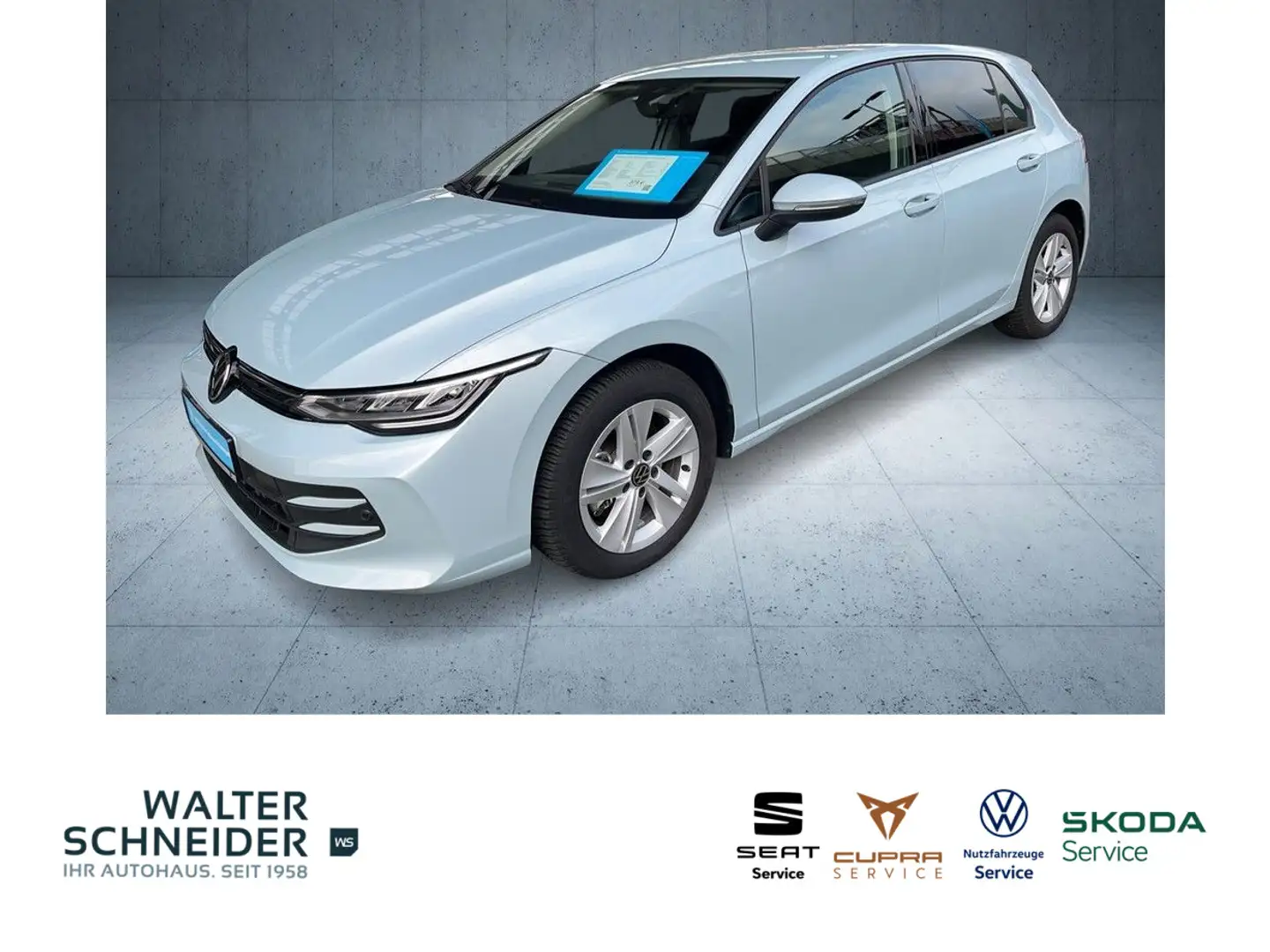 Volkswagen Golf 1.5 eTSI DSG Life Navi LED ACC SHZ PDC Kék - 1