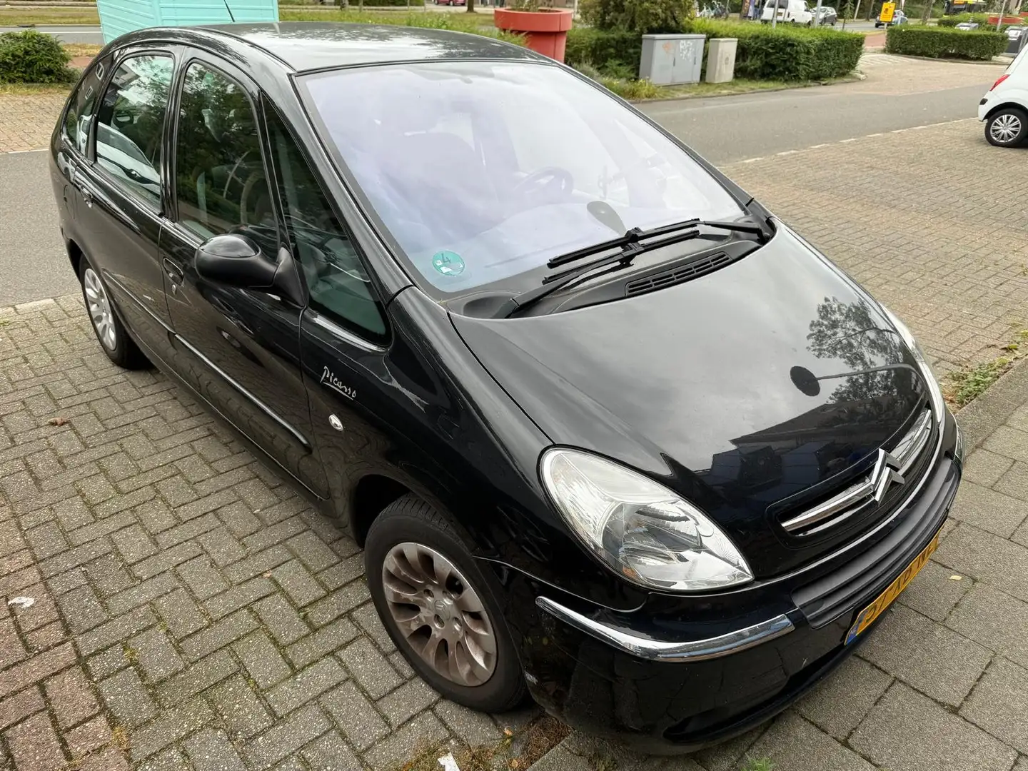 Citroen Xsara Picasso Xsara Picasso 1.6i-16V Caractère Negro - 2