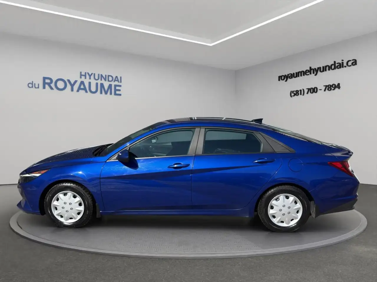 Hyundai ELANTRA снимка Hyundai ELANTRA