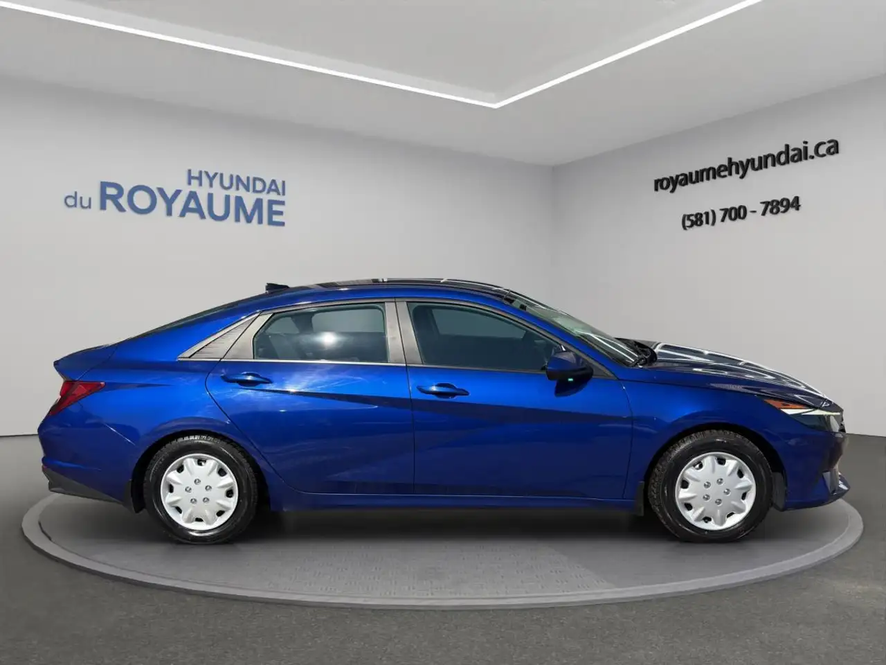 Hyundai ELANTRA снимка Hyundai ELANTRA