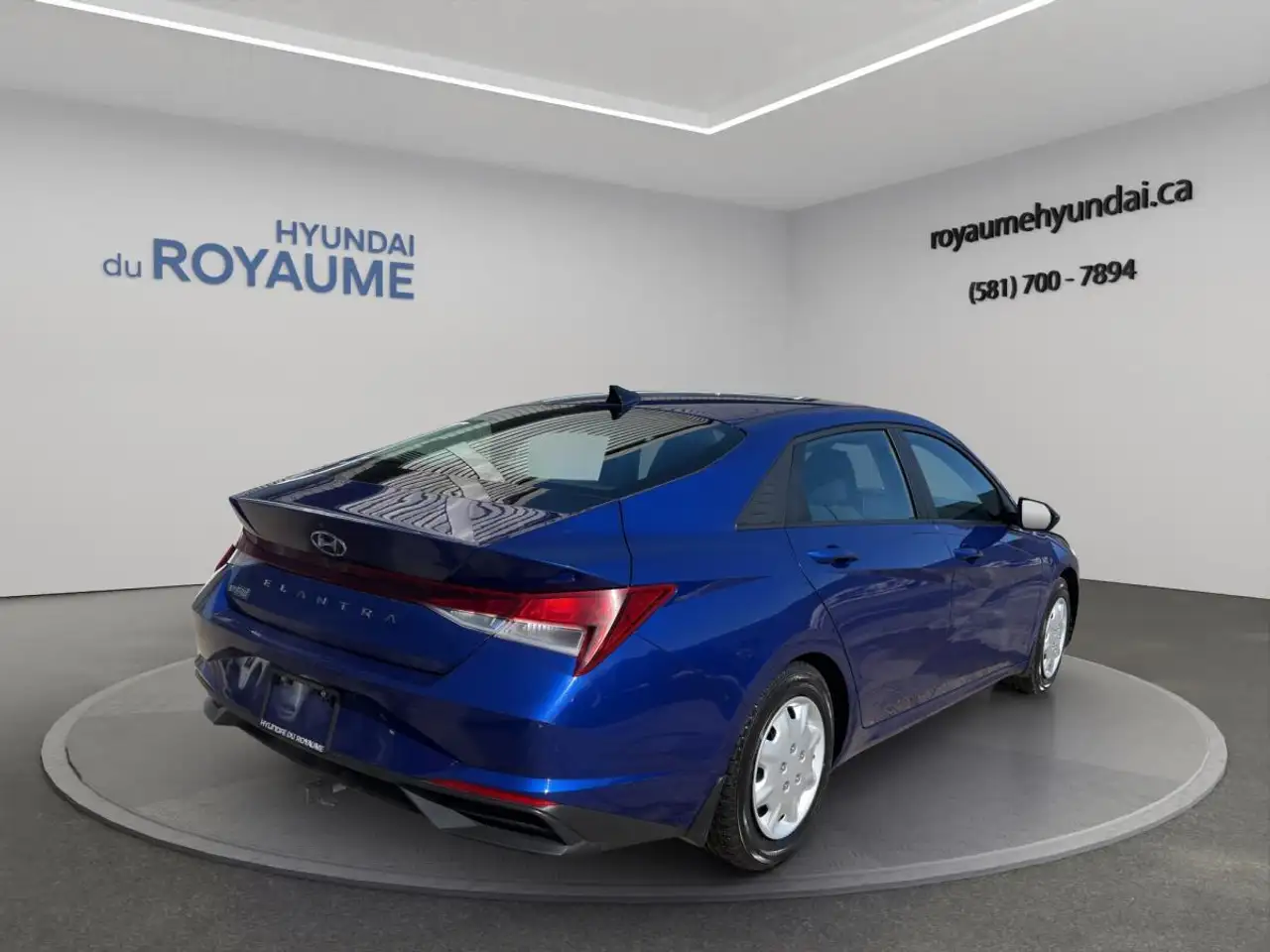 Hyundai ELANTRA снимка Hyundai ELANTRA